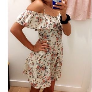 American Eagle Floral Off Shoulder Dress